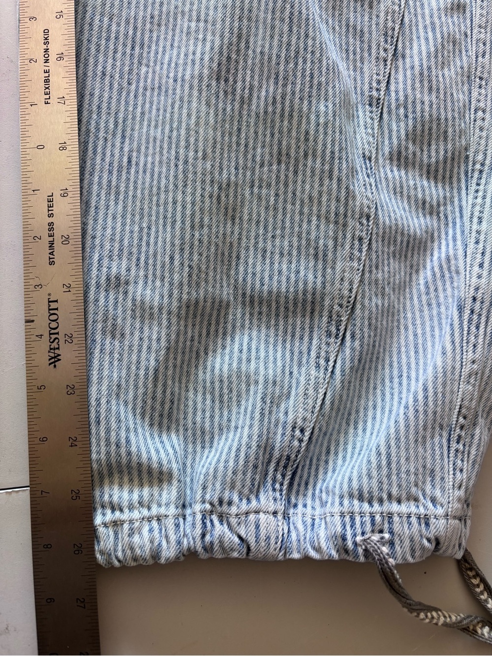 We The Free Bright Eyed Low-Slung Pull-On Barrel Jeans XS $148 - Picture 7 of 7